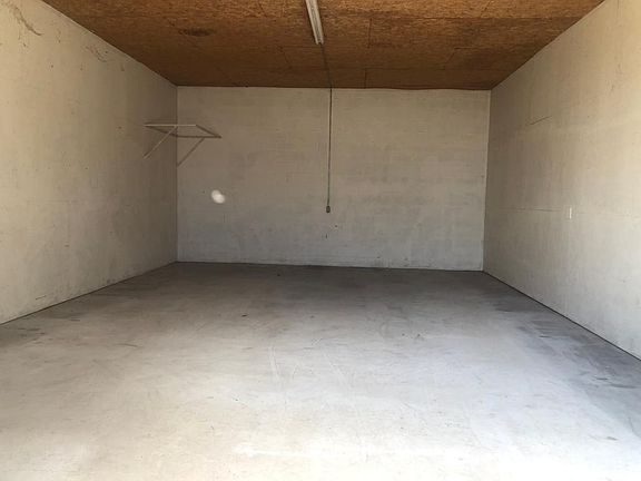 4th image of 3547 Recker Hwy #18