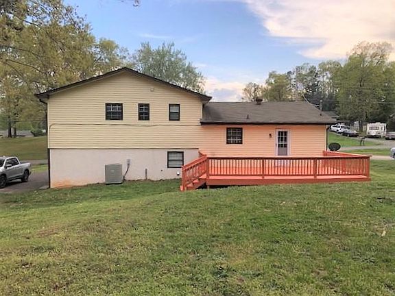 2nd image of 1625 Zale Dr SE