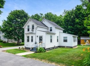 5 Field St, Amesbury, MA 01913