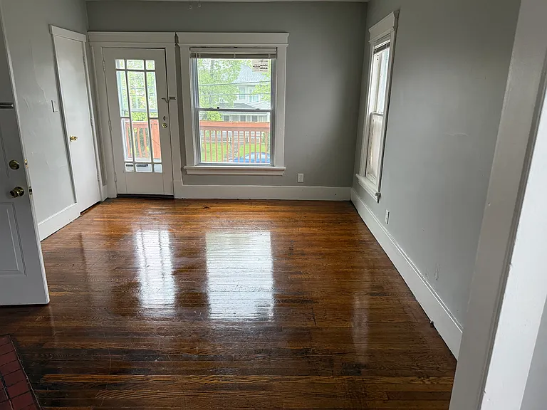 516 Washington Ave #A — Photo 17