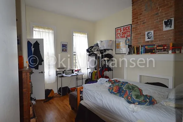 Rented by Sam Tabak | media 3