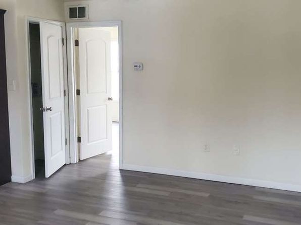 365 Pleasant View Dr