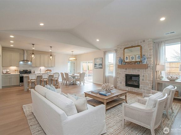 4th image of 68 Sussex Court #22