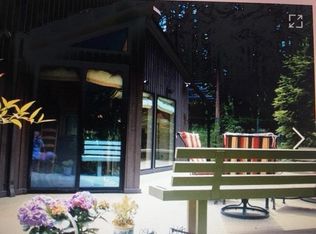 1067 W St, Port Townsend, WA 98368