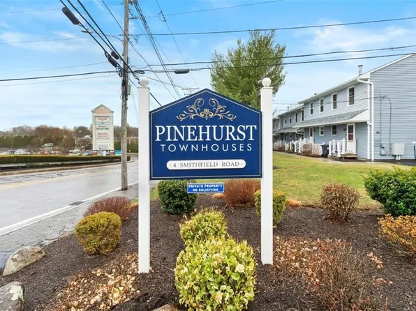 4 Smithfield Rd APT 43, North Providence, RI 02904