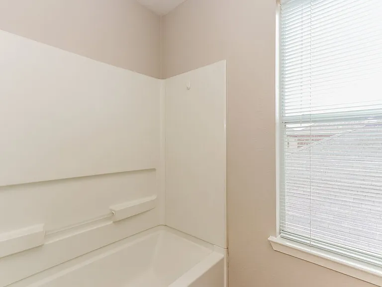 1671 Nichole Woods Dr — Photo 16