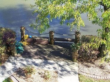 5th image of 19519 Lake Shore Dr APT 3N