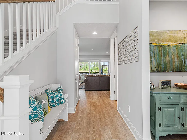 428 Blue Hampton Dr — Photo 1