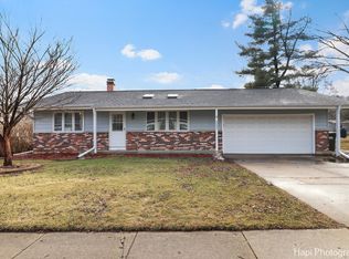 4003 Maple Ave, McHenry, IL 60050