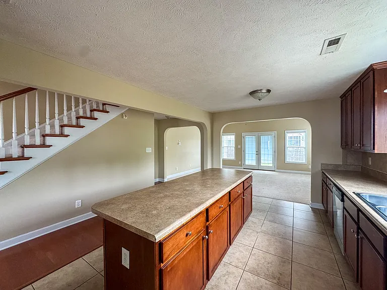 14 Buckman Dr — Photo 5
