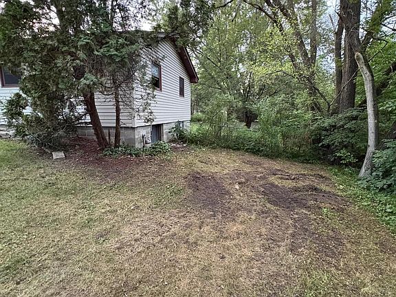 4th image of 3815 174th Ave NW