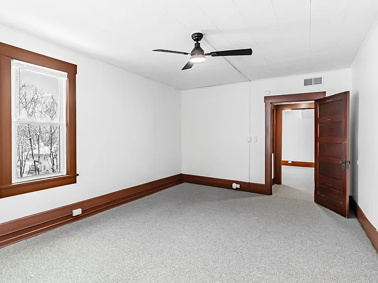 496 Dorsey Ave #2 — Photo 16