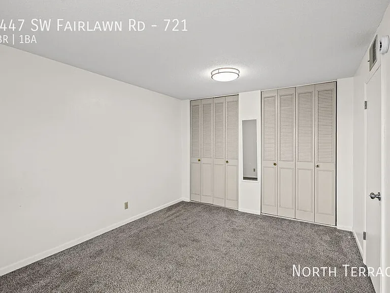 Fairlawn Flats — Photo 94