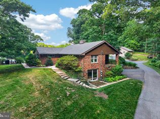 50 Hill Ln, Mohnton, PA 19540