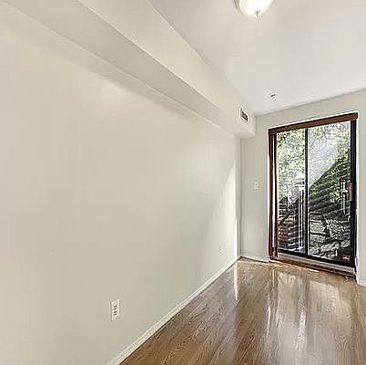 3rd image of 15 W 129th St APT 1