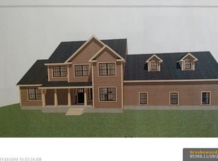 5 Benson Rd, Manchester, ME 04351