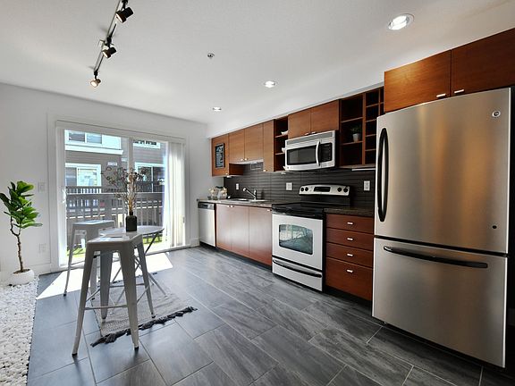 3rd image of 15833 26th Ave #44