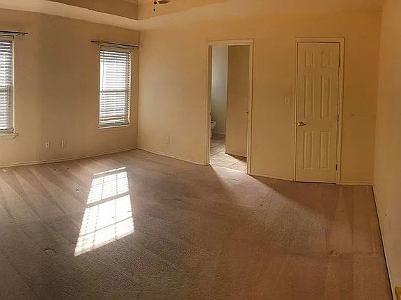 5th image of 4523 Crockett Ave