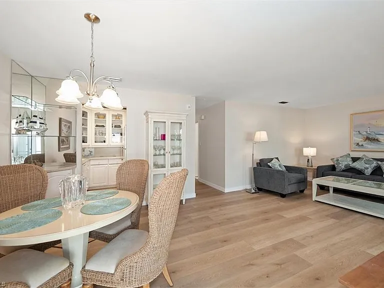 1065 Gulf Shore Blvd N #205 — Photo 11