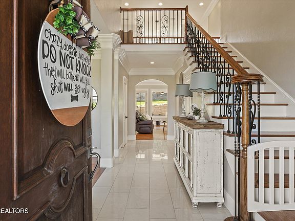 5th image of 8206 Meadow Falls Ln