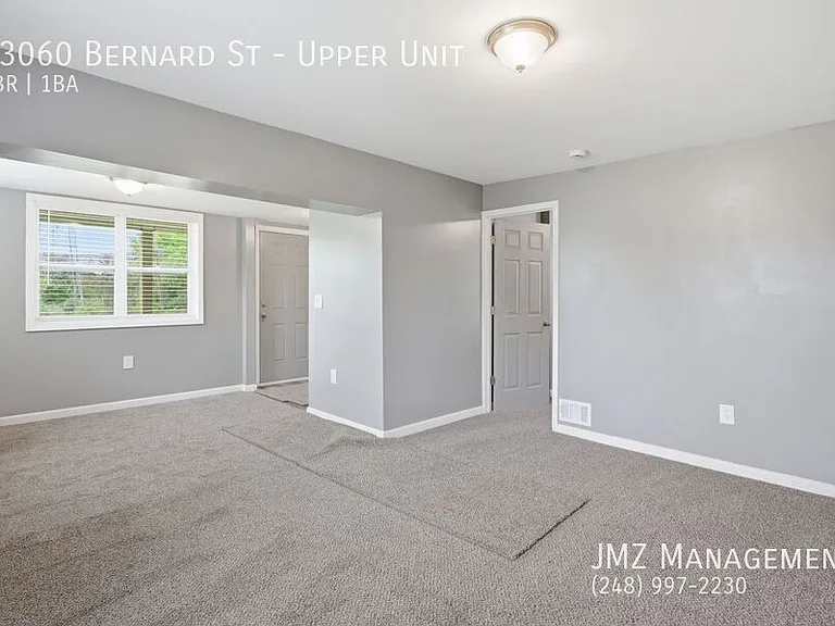 23060 Bernard St #UPPER — Photo 11