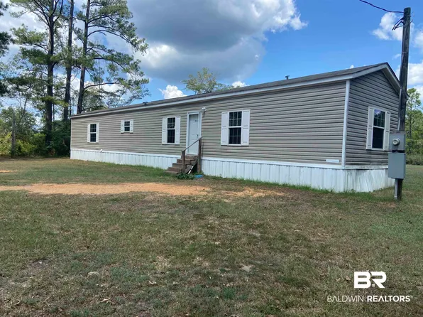 107 Unicorn Ln, Castleberry, AL 36432