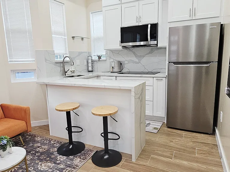 6920 Loma Verde Ave #1/2 — Photo 3