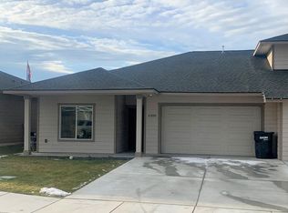 6308 Sand Dune Ln, Pasco, WA 99301