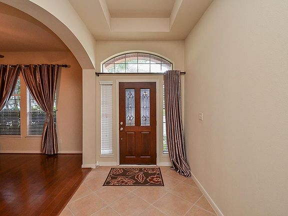 5th image of 2806 Stock Creek Ln