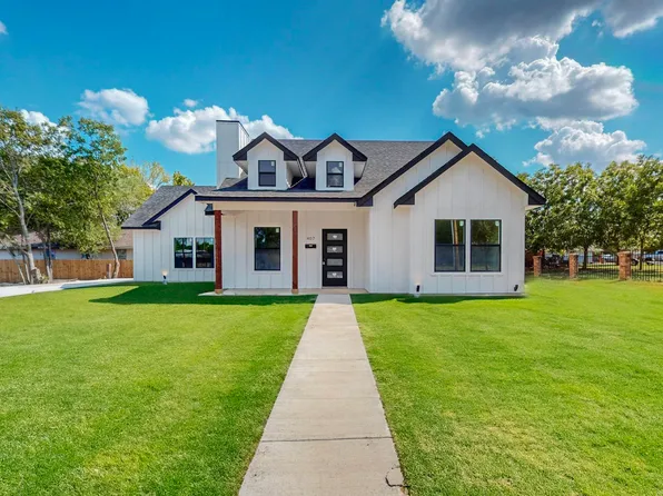 407 E Martin Luther King Jr Dr, Ennis, TX 75119