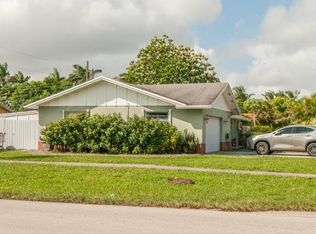 453 Davis Rd, Palm Springs, FL 33461