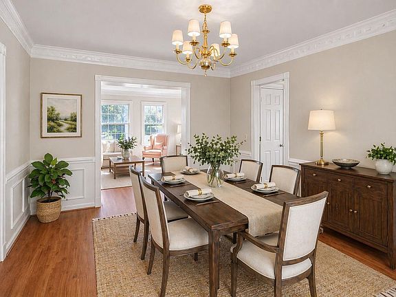 5th image of 5 Murray Cir