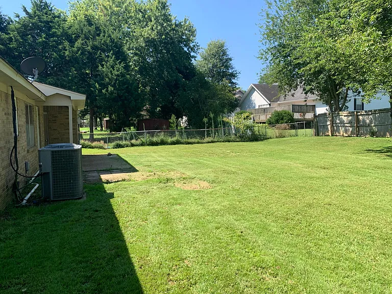 1402 Kimberly Dr — Photo 14