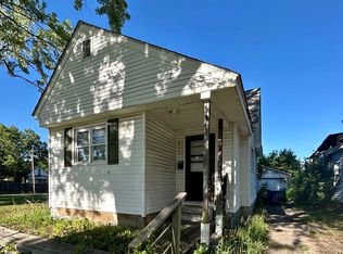 1942 N Church St, Decatur, IL 62526