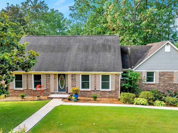 254 Winn Haven Cir, Scottsboro, AL 35769