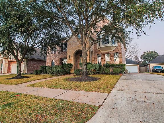 2nd image of 6406 Silver Crescent Dr