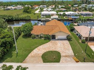 2406 SE 15th Ter, Cape Coral, FL 33990