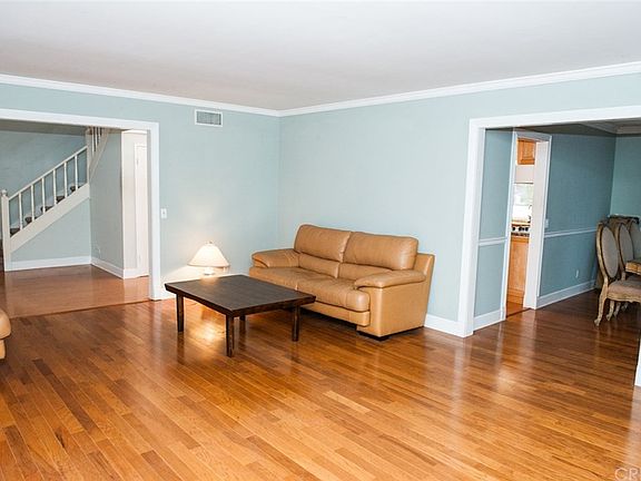 4th image of 307 N Charro Ave