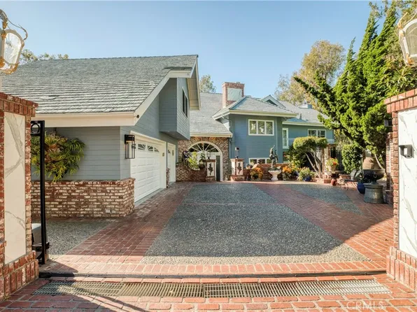 1 Royal Saint George Rd, Newport Beach, CA 92660