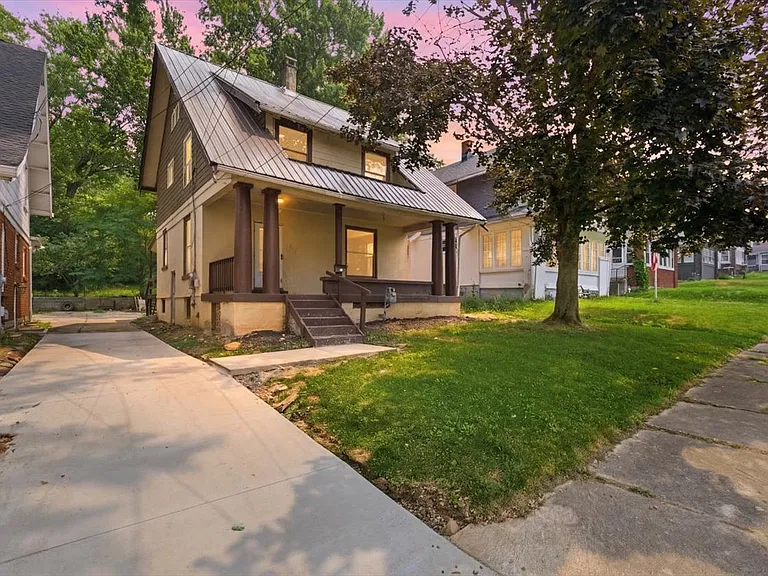 142 Western Ave — Photo 1