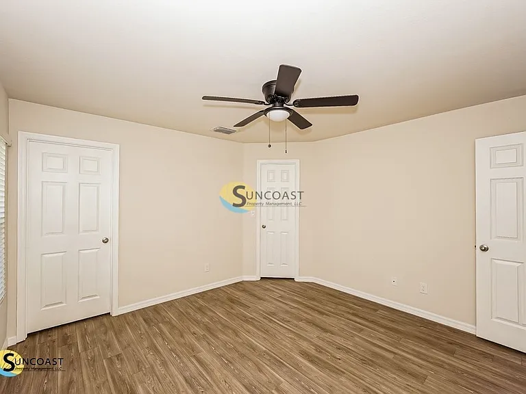 11161 Pendleton Ave — Photo 13