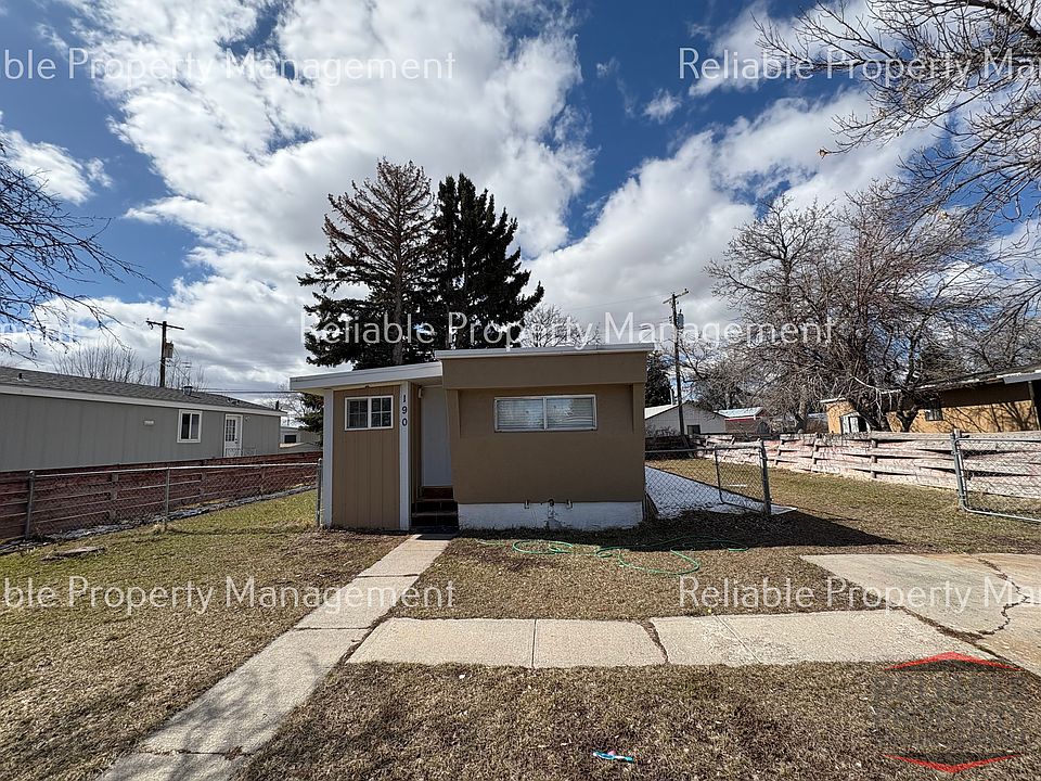1st image of 190 N Adam Dr