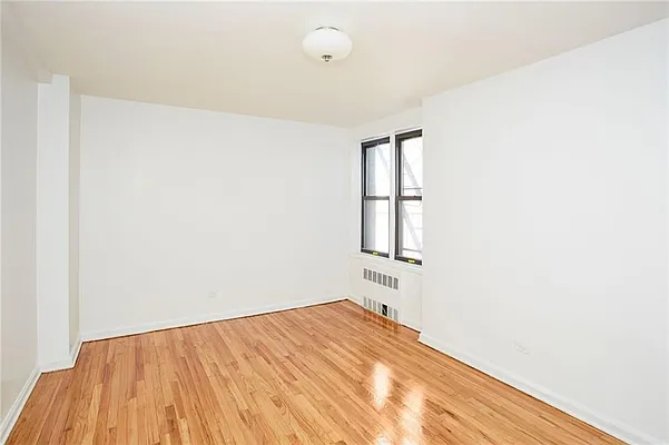 Sold by Ben Bay Realty Co. of Bay Ridge | media 22