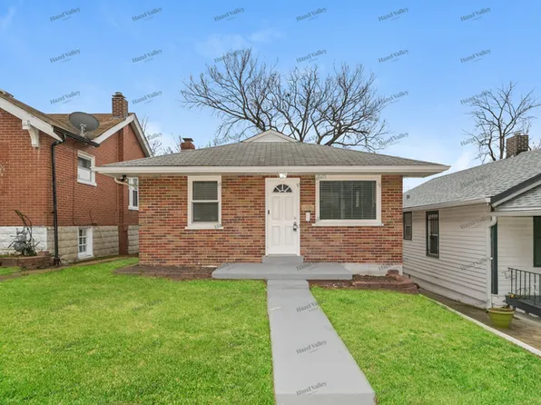 6926 Greenway Ave, Saint Louis, MO 63121