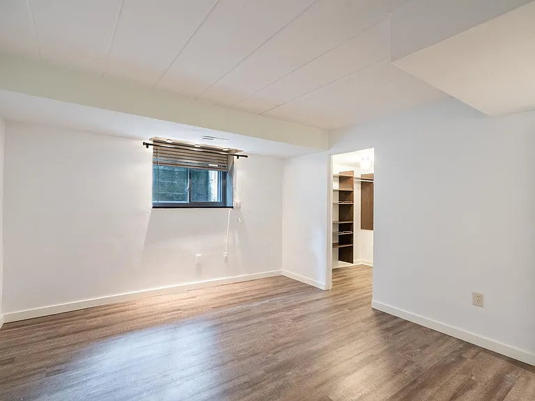 5708 Walnut St #L3 — Photo 10