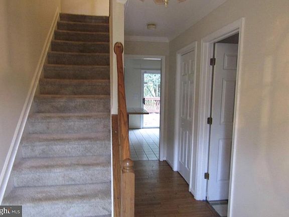 2nd image of 5068 Larry Ln