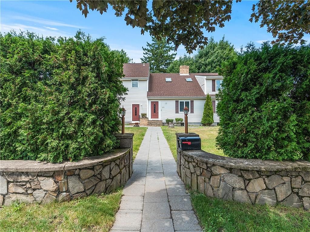275 Pawtuxet Ave, Warwick, RI 02888 Zillow