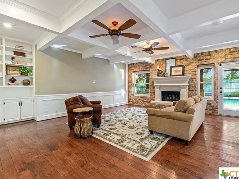 3069 Summit Dr — Photo 10