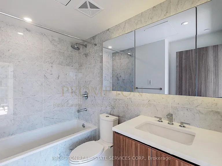 95 McMahon Dr #1109 — Photo 20