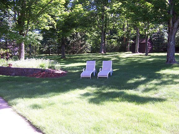 4th image of 7 Fernleigh Dr